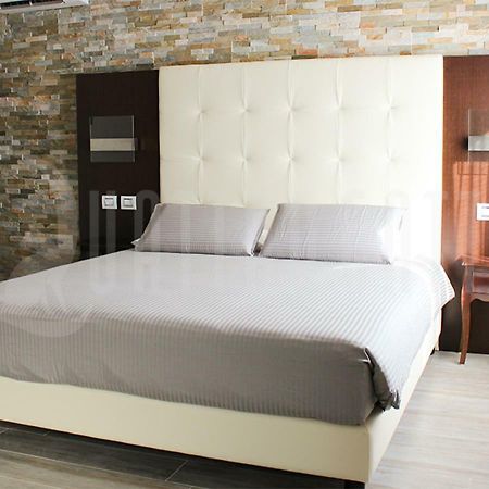 Quattro Gatti Rooms&Suite Verdello Exteriör bild
